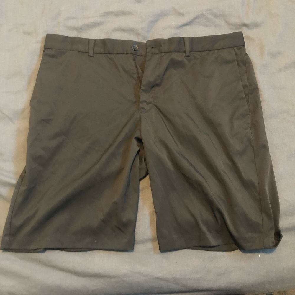 Nike golf shorts